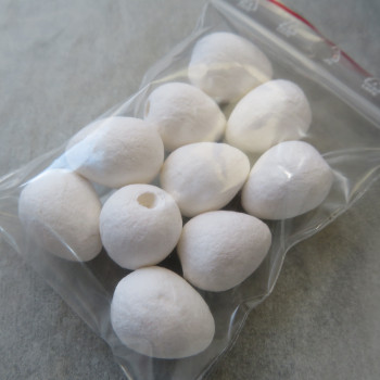 Cotton beads - egs 10 pcs, 15x20mm